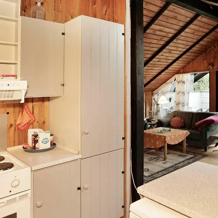Two-bedroom Holiday In 2 * Ansager